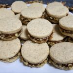 Receta: alfajores caseros de nueces y dulce de leche