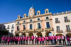 Más de 800 personas se apuntan a la IX Carrera Solidaria de la Mujer de Almería