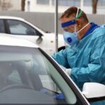 Andalucía baja su tasa hasta 275,3 y reduce en 33 los hospitalizados por covid-19