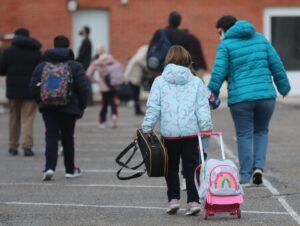 Deja de ser obligatoria la mascarilla en los colegios andaluces