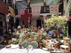 ¿Cuál es el origen de las cruces de mayo?