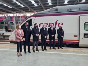 Los viajes en tren entre Granada y Málaga ya son directos