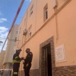 Desalojan otro edificio en la zona del Tagarete, en Almería, tras desplomarse el techo