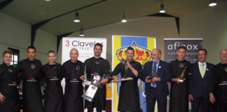 Un onubense gana el IX Concurso Nacional Mixto de Cortadores de Jamón de Corteconcepción