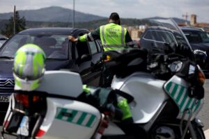 Vuelca un autobús con una veintena de temporeros en Pedraza