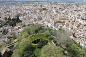 Planes para disfrutar de Granada incluso en verano