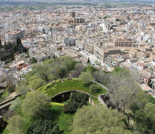 Planes para disfrutar de Granada incluso en verano