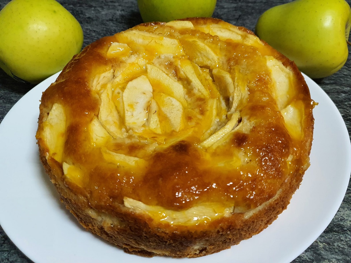Cómo preparar una tarta de manzana en casa