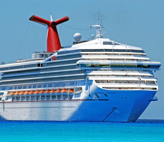 500 vacantes en restauración y hostelería en cruceros en Chipre